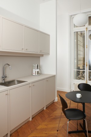 studio-i-architectes-paris-renovation-unsa-cuisine-nyima-marin-02